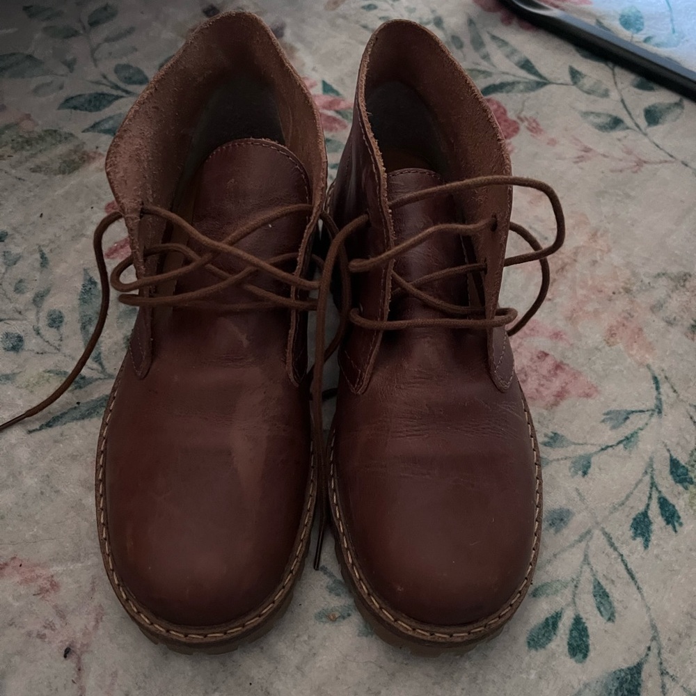 Zara Women's Brown Chukka Boots